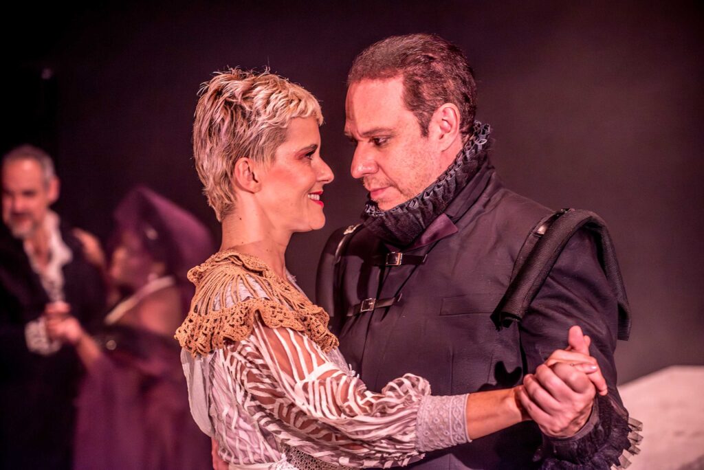 A imagem atual não possui texto alternativo. O nome do arquivo é: hamlet6-scaled.jpg